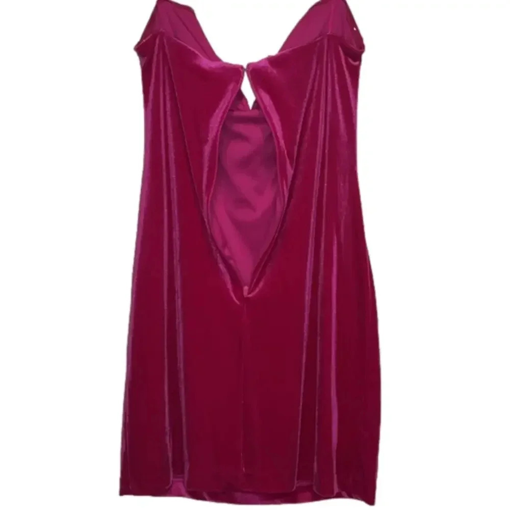 NWT hoco dress party dress medium mini dress strapless hot pink velvet v wire - Picture 5 of 14